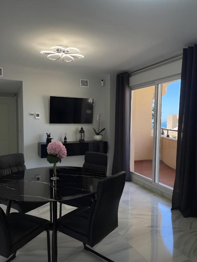 Luxury Apartment Benalmadena First Line Экстерьер фото
