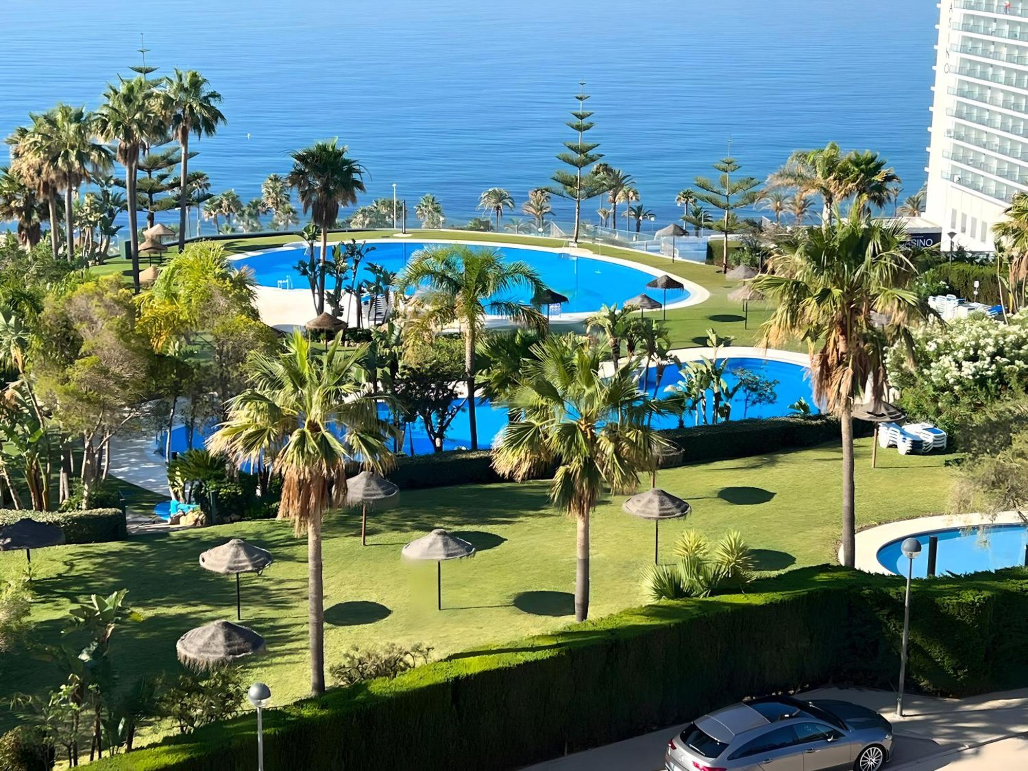 Luxury Apartment Benalmadena First Line Экстерьер фото